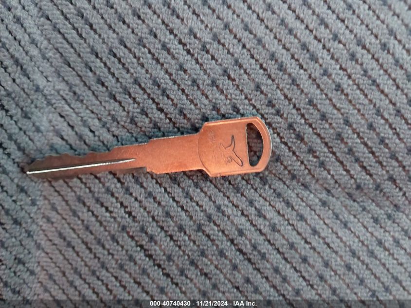 1995 Chevrolet Gmt-400 C1500 VIN: 2GCEC19KXS1167481 Lot: 40740430