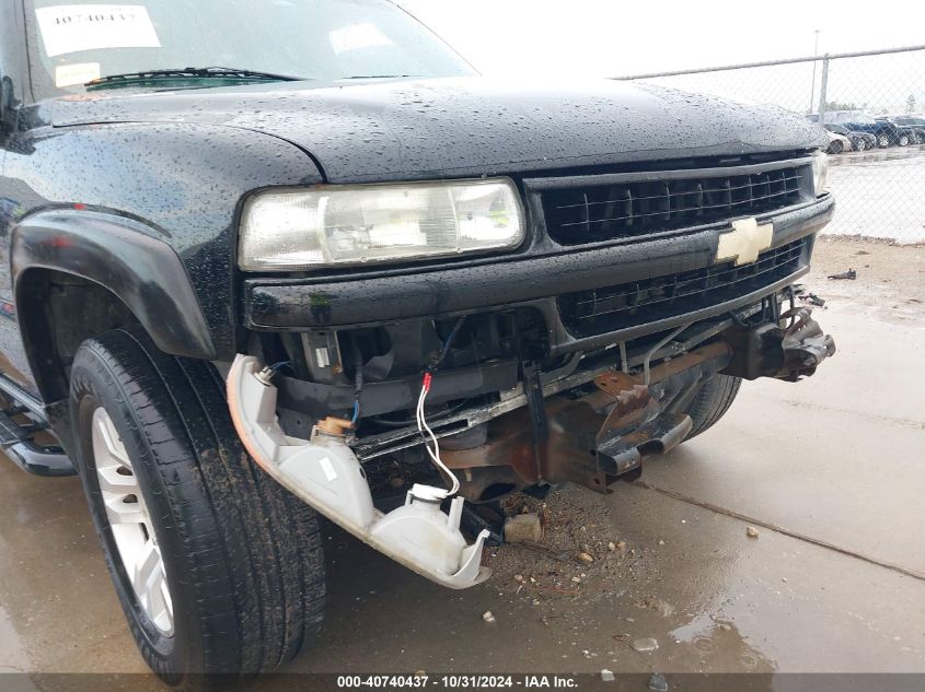 2002 Chevrolet Tahoe Z71 VIN: 1GNEK13TX2R274369 Lot: 40740437