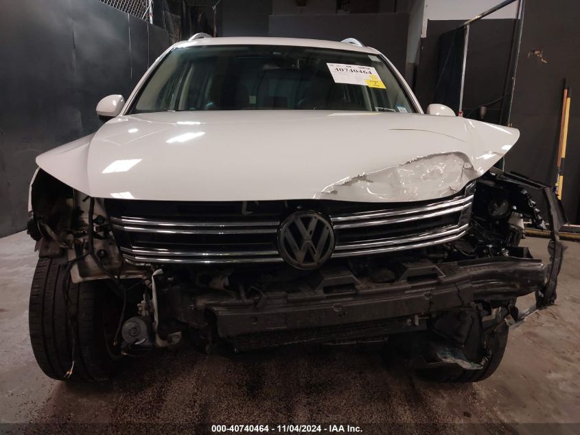 2016 Volkswagen Tiguan Sel VIN: WVGBV7AX4GW614731 Lot: 40740464