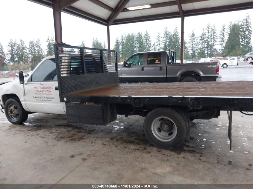 2000 GMC Sierra 3500 Chassis Classic Sl VIN: 1GDJC34F2YF447560 Lot: 40740668