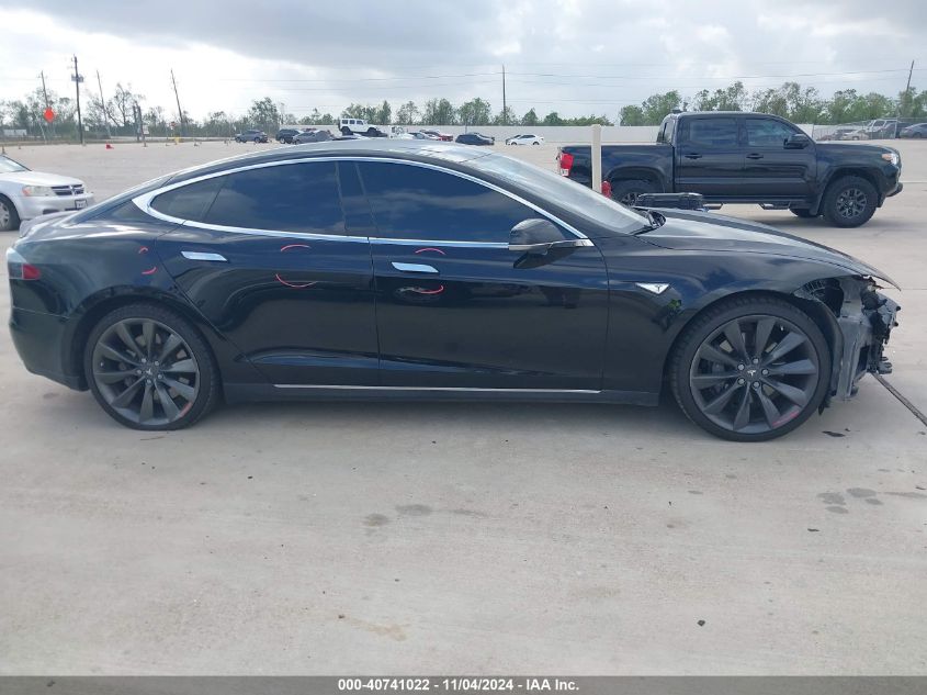 2013 Tesla Model S VIN: 5YJSA1CN3DFP19852 Lot: 40741022