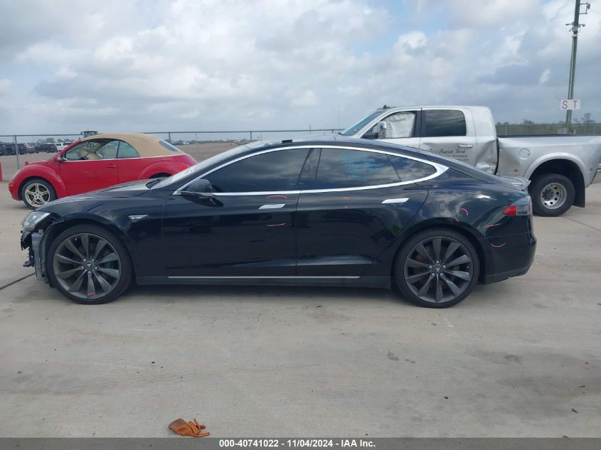 2013 Tesla Model S VIN: 5YJSA1CN3DFP19852 Lot: 40741022