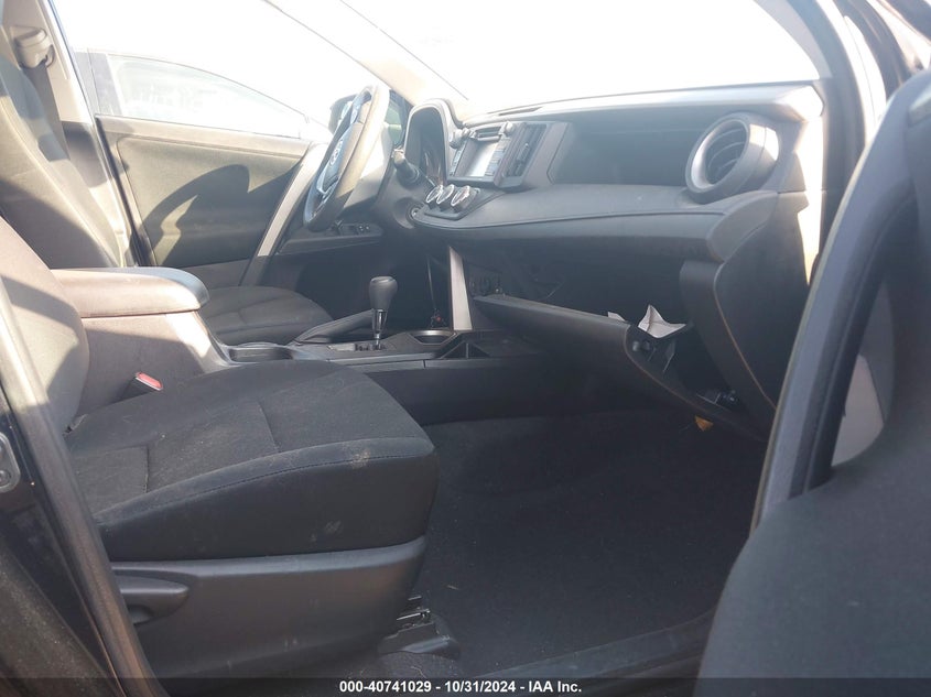 2017 TOYOTA RAV4 LE - 2T3BFREV6HW695883