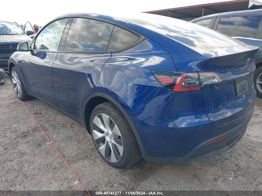 VIN 7SAYGDEE5PA090946 2023 TESLA MODEL Y no.3