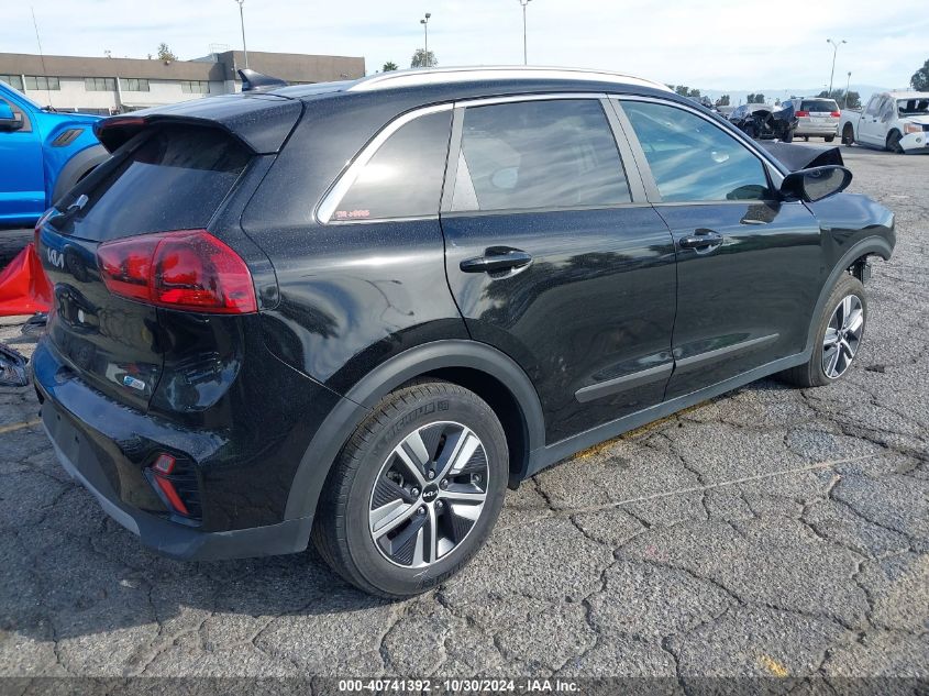 VIN KNDCB3LC9N5548717 2022 KIA NIRO LXS