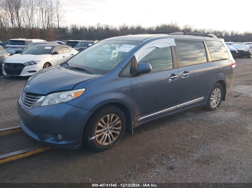 Vin: 5tdyk3dc7es512636, lot: 41230950, toyota sienna xle/limited 20142