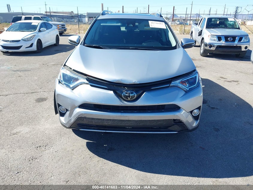 VIN JTMWFREV5JJ176457 2018 TOYOTA RAV4 ADVENTURE/XLE