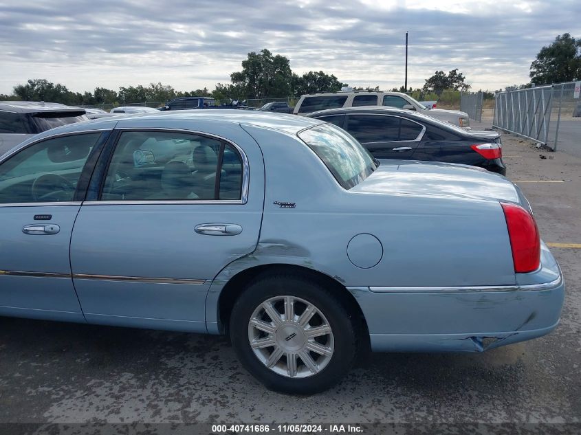 2009 Lincoln Town Car Signature Limited VIN: 2LNHM82V89X631474 Lot: 40741686