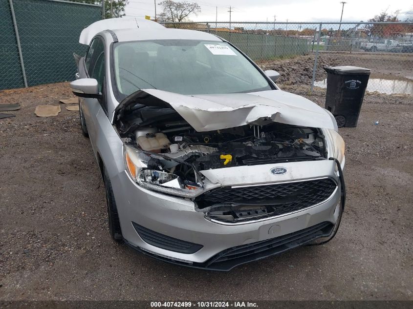 VIN 1FADP3F22HL267549 2017 Ford Focus, SE no.1