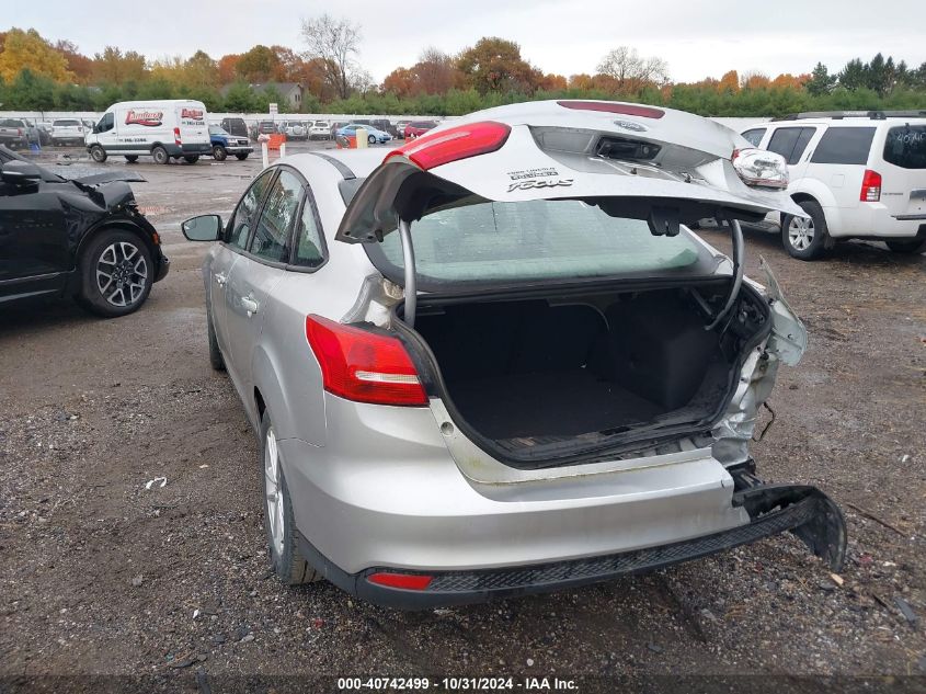 VIN 1FADP3F22HL267549 2017 Ford Focus, SE no.3