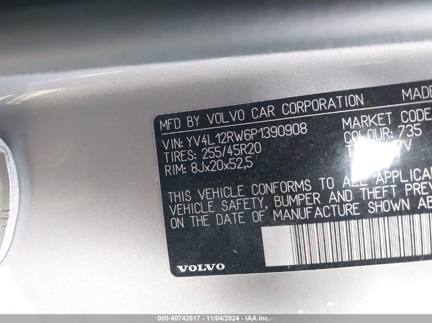 2023 Volvo Xc60 B5 Plus Dark Theme VIN: YV4L12RW6P1390908 Lot: 40742617