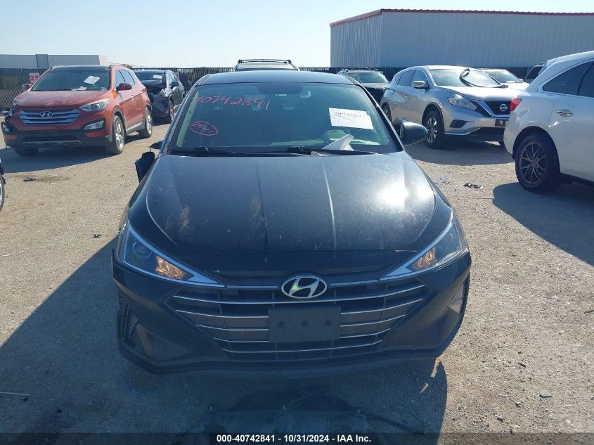 2019 HYUNDAI ELANTRA SE - 5NPD74LF0KH429858