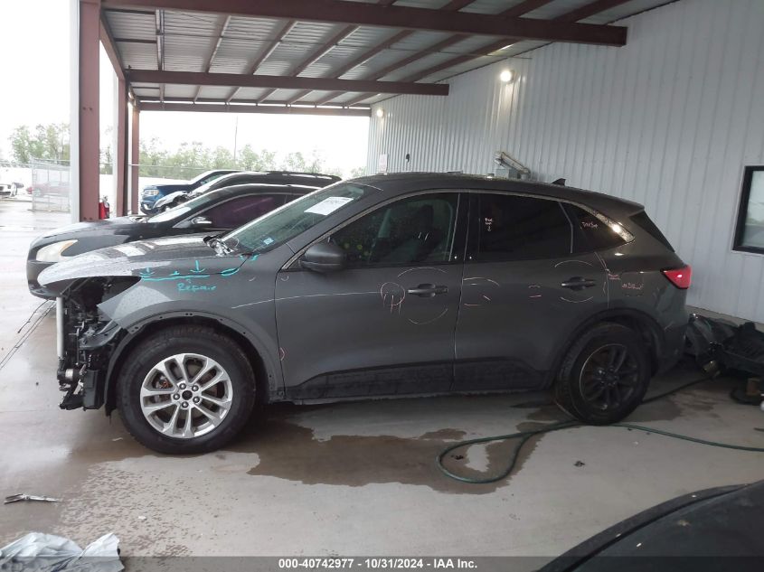 2022 Ford Escape Se VIN: 1FMCU0G6XNUB15969 Lot: 40742977