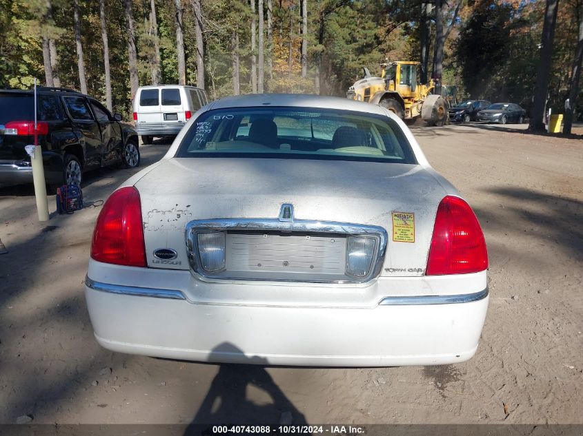 2007 Lincoln Town Car Signature Limited VIN: 1LNHM82V67Y603024 Lot: 40743088