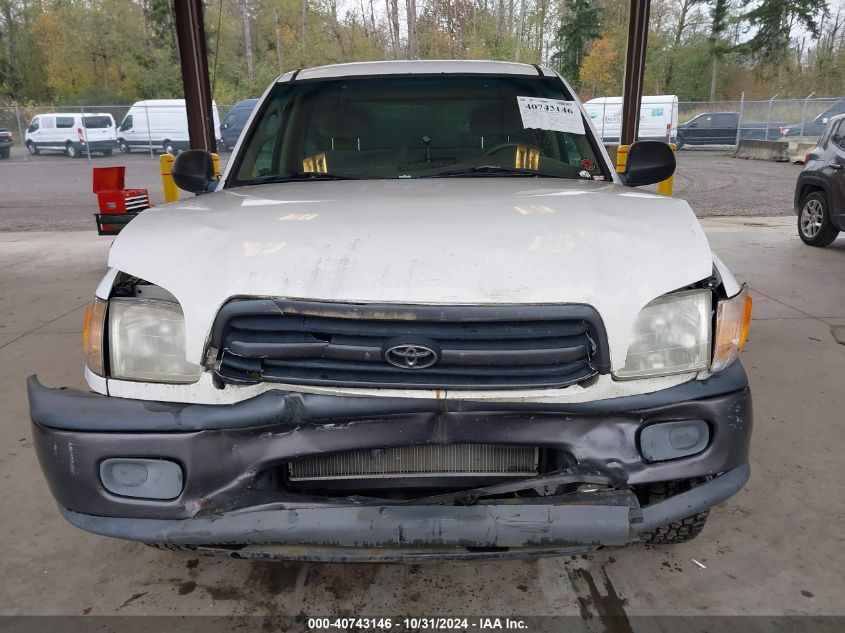 2000 Toyota Tundra VIN: 5TBJN3218YS010872 Lot: 40743146