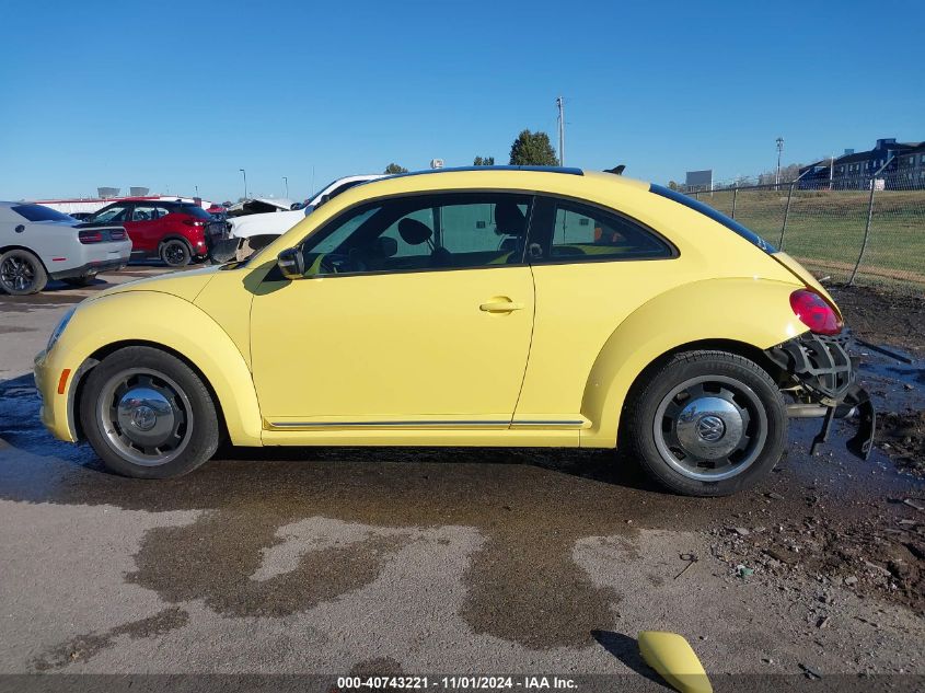 2012 Volkswagen Beetle 2.5L VIN: 3VWJP7AT5CM610296 Lot: 40743221