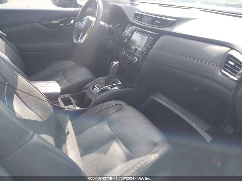 2017 NISSAN ROGUE SL - 5N1AT2MT4HC873784