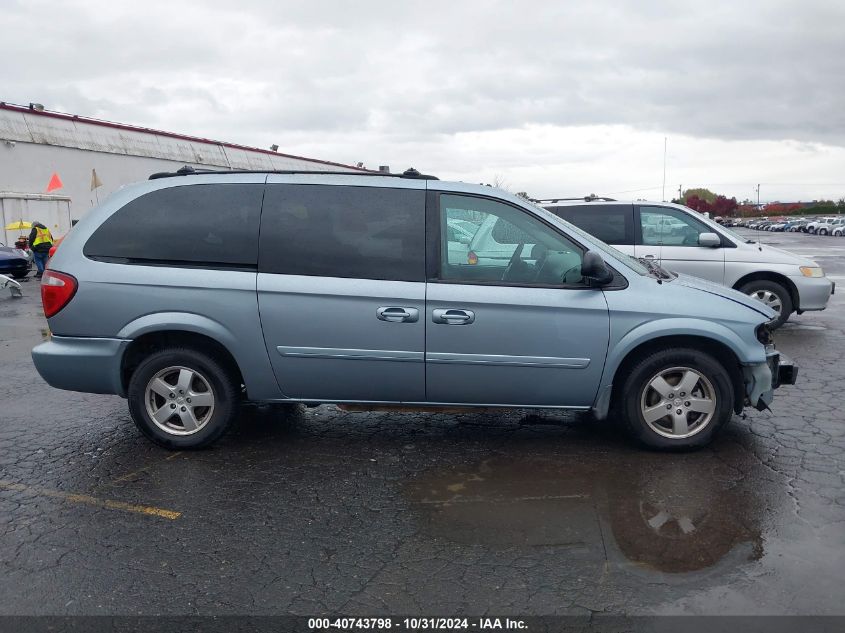 2005 Dodge Grand Caravan Sxt VIN: 2D4GP44L05R404261 Lot: 40743798