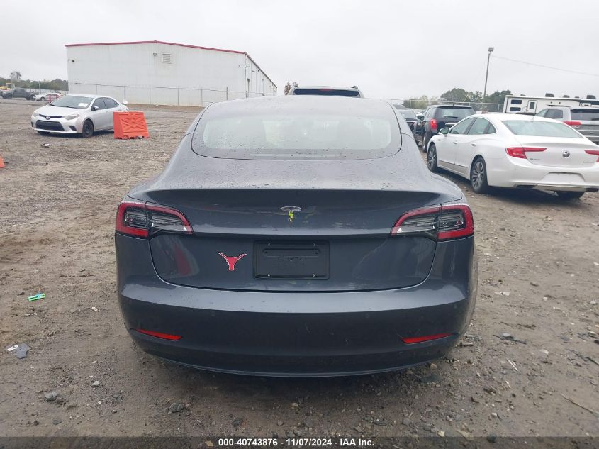 2022 Tesla Model 3 Rear-Wheel Drive VIN: 5YJ3E1EA8NF301114 Lot: 40743876