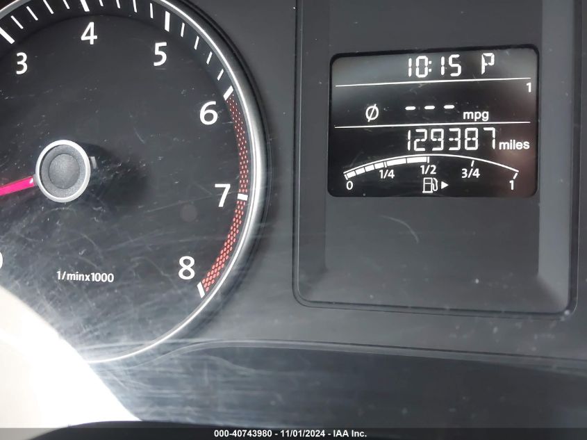 2013 VOLKSWAGEN JETTA 2.5L SE - 3VWDP7AJXDM297680