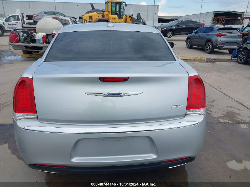 2020 Chrysler 300 Limited VIN: 2C3CCAEG4LH145854 Lot: 40933895