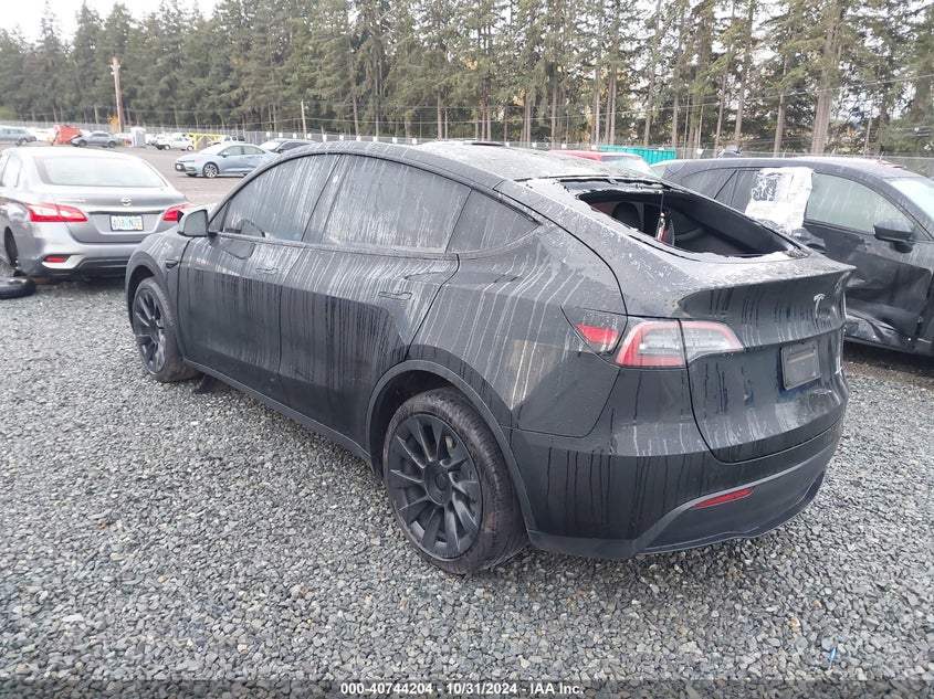 VIN 7SAYGAEE8PF838946 2023 TESLA MODEL Y AWD/LONG RANGE DUAL MOTOR ALL-WHEEL DRIVE