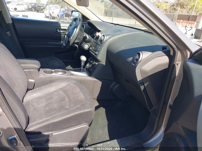 2015 NISSAN ROGUE SELECT S - JN8AS5MT7FW652429