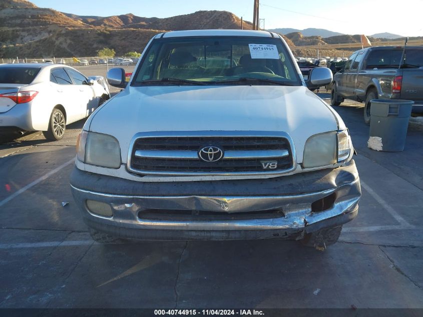 2000 Toyota Tundra Sr5 V8 VIN: 5TBRT3419YS067667 Lot: 40744915