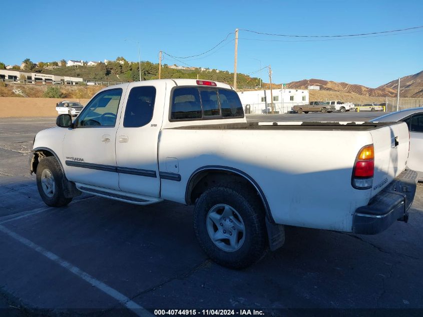 2000 Toyota Tundra Sr5 V8 VIN: 5TBRT3419YS067667 Lot: 40744915