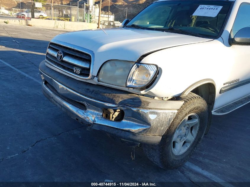 2000 Toyota Tundra Sr5 V8 VIN: 5TBRT3419YS067667 Lot: 40744915