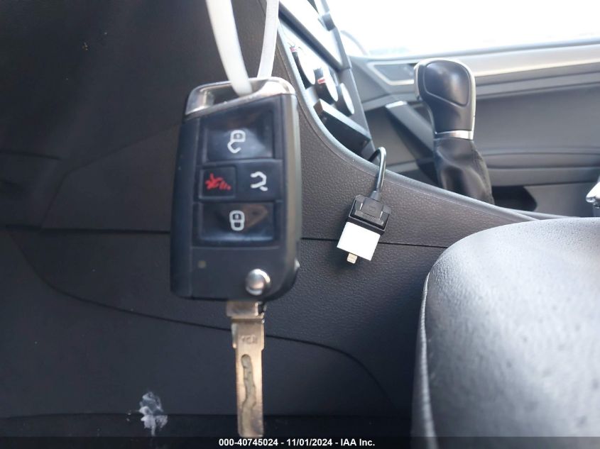 2015 VOLKSWAGEN GOLF SPORTWAGEN TDI S 4-DOOR - 3VWCA7AU3FM513685