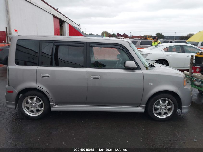 2004 Scion Xb VIN: JTLKT324X40146563 Lot: 40745055