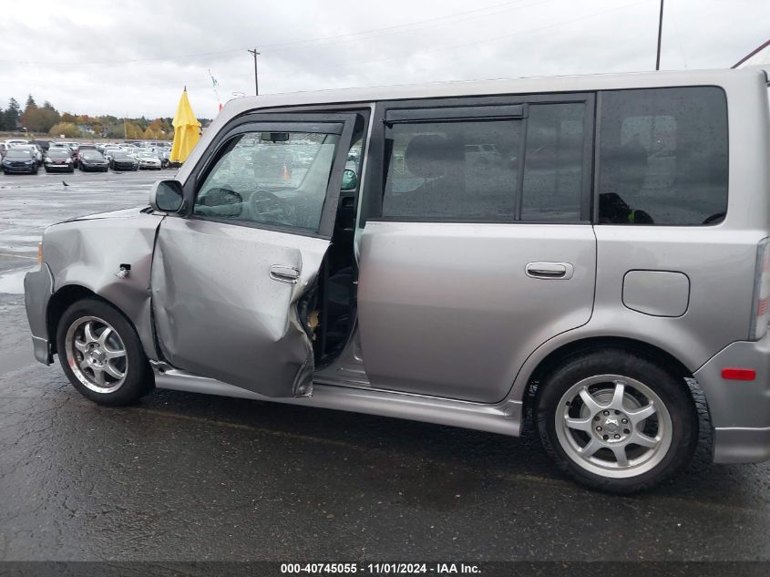 2004 Scion Xb VIN: JTLKT324X40146563 Lot: 40745055