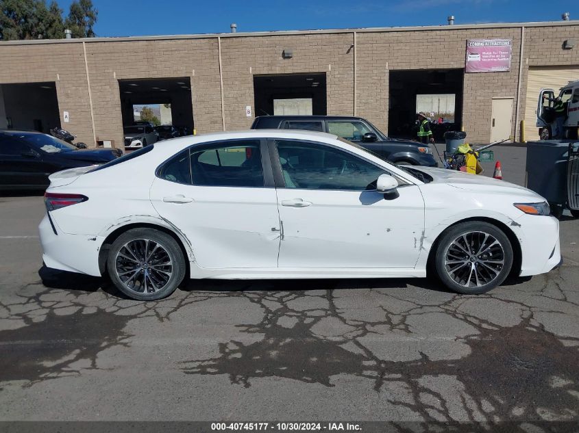 2018 Toyota Camry Se VIN: 4T1B11HK1JU065267 Lot: 40745177