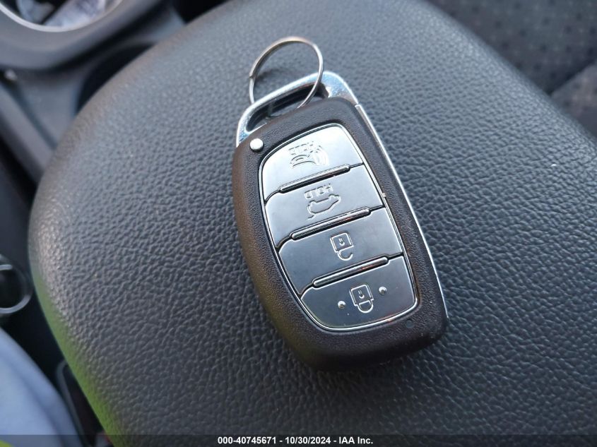 2019 HYUNDAI IONIQ HYBRID VIN: KMHC65LC5KU139627