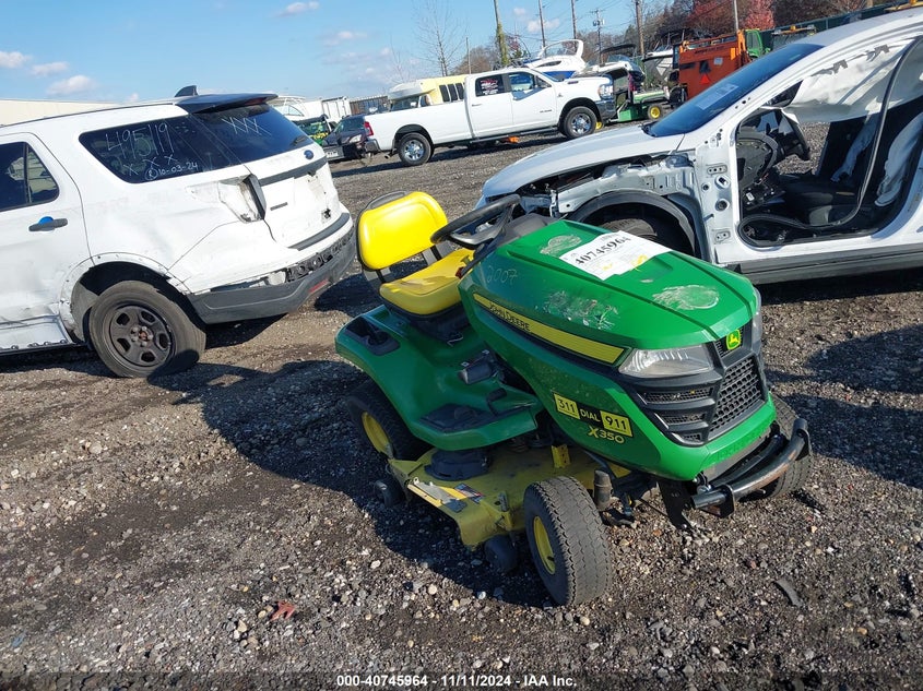 2017 John Deere X350 green null null 1M0X350BCHM032556 photo #1