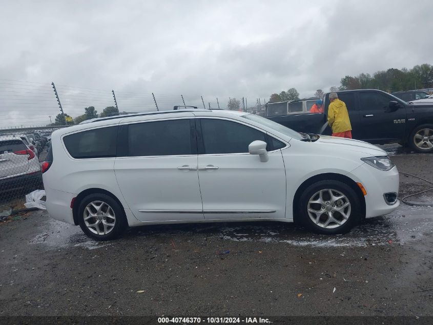 2018 Chrysler Pacifica Touring L VIN: 2C4RC1BG0JR228179 Lot: 40746370