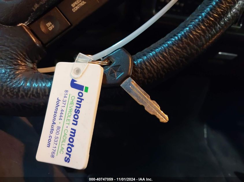 1992 Chrysler Imperial VIN: 1C3XV56L5ND837975 Lot: 40747059