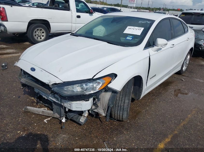 VIN 3FA6P0LU7JR261184 2018 Ford Fusion, Hybrid SE no.2