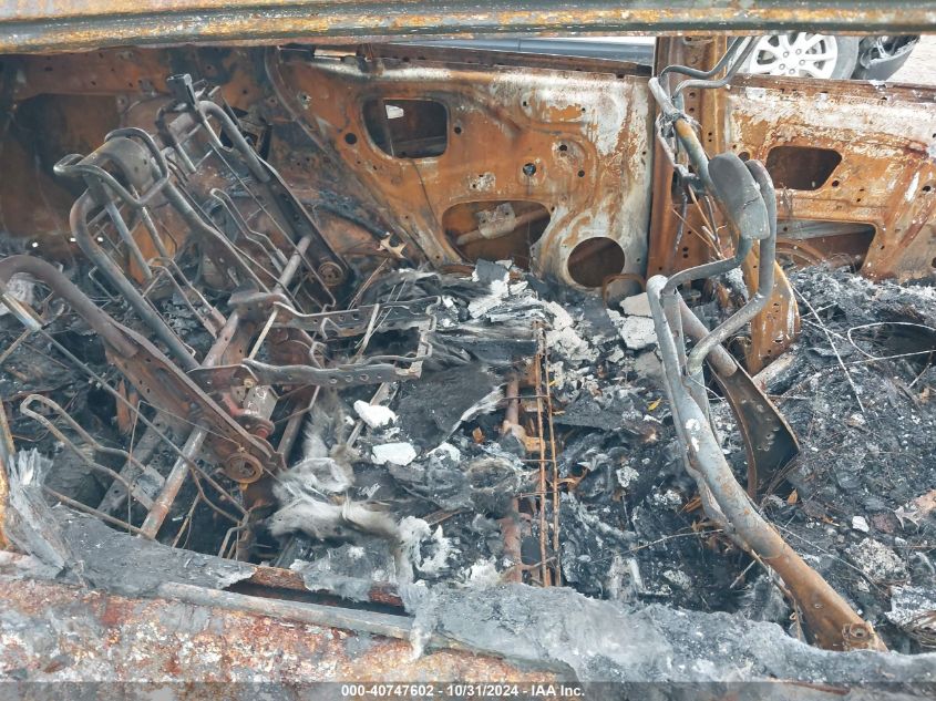 2017 TOYOTA RAV4 HYBRID LIMITED - JTMDJREV3HD105837