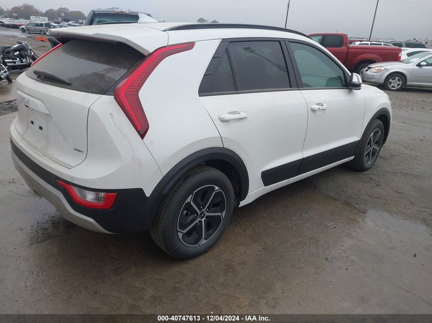 Vin: kndcs3lf3r5209192, lot: 41237043, kia niro plug-in hybrid ex 20244