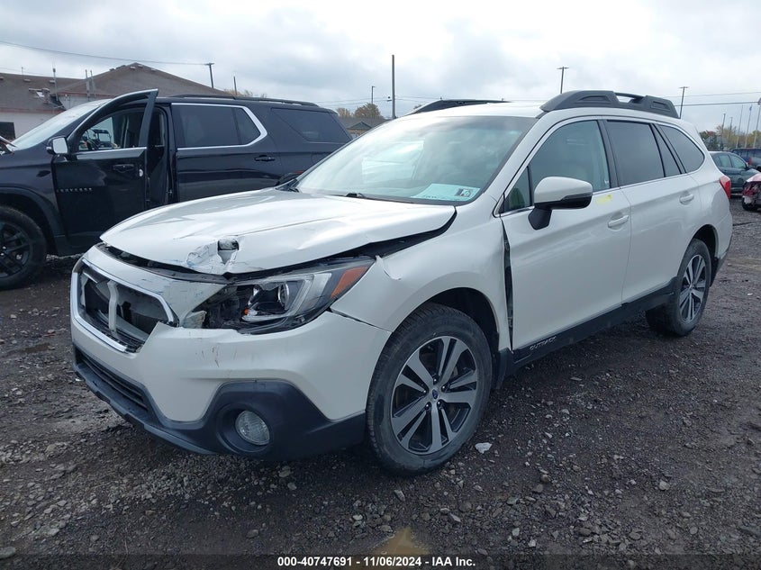 VIN 4S4BSAKC6J3368940 2018 SUBARU OUTBACK 2.5I LIMITED