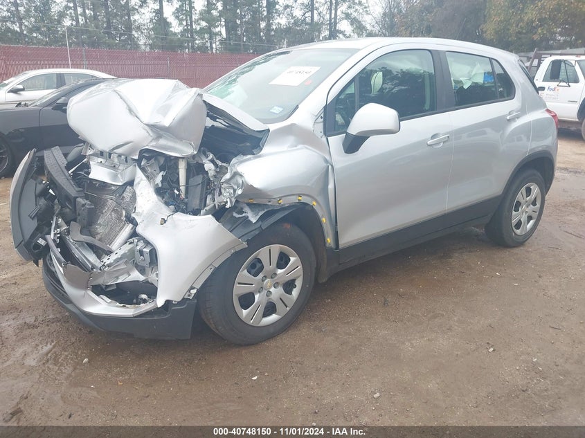 VIN KL7CJKSB2JB731553 2018 CHEVROLET TRAX LS