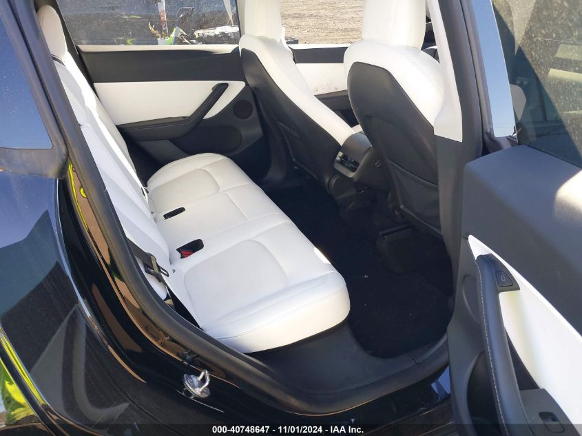 2021 Tesla Model Y Performance Dual Motor All-Wheel Drive VIN: 5YJYGDEF0MF215890 Lot: 40748647