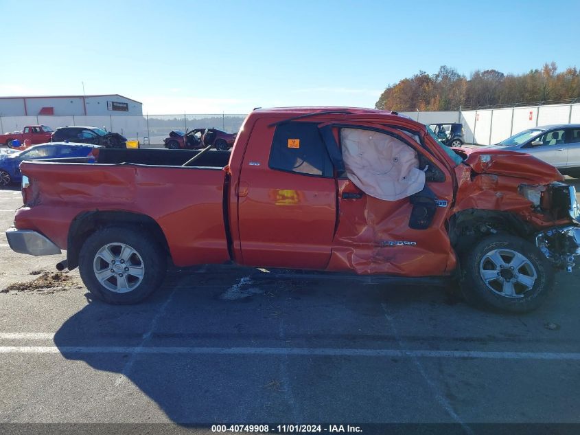 2017 Toyota Tundra Sr5 5.7L V8 VIN: 5TFUW5F17HX668927 Lot: 40749908