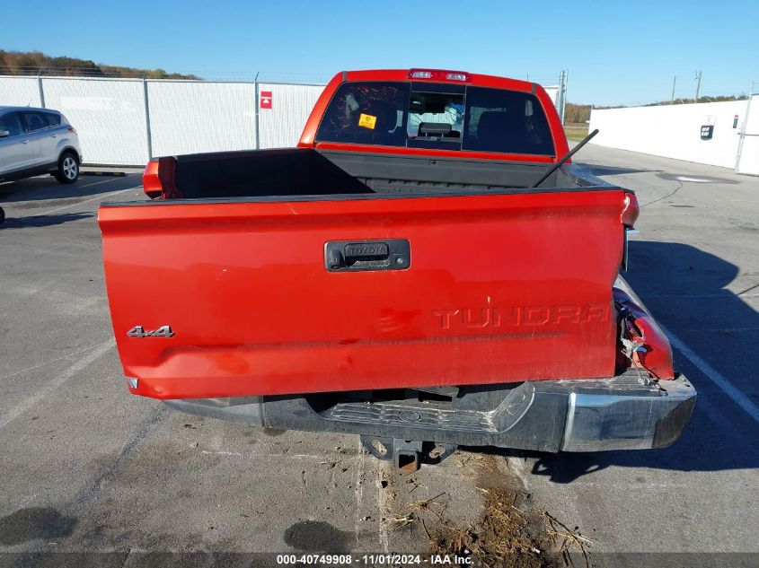 2017 Toyota Tundra Sr5 5.7L V8 VIN: 5TFUW5F17HX668927 Lot: 40749908