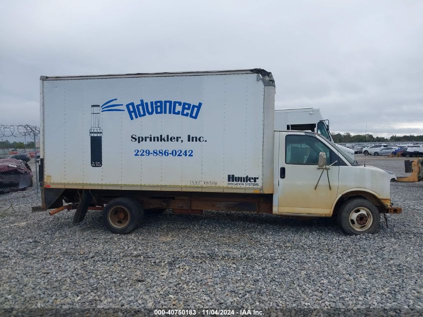 2003 Chevrolet Express Cutaway Base W/C7L/C7N VIN: 1GBJG31U831163663 Lot: 40750183