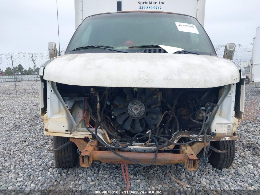 2003 Chevrolet Express Cutaway Base W/C7L/C7N VIN: 1GBJG31U831163663 Lot: 40750183