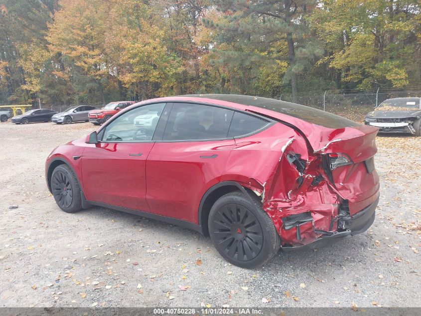 2024 Tesla Model Y Long Range Dual Motor All-Wheel Drive VIN: 7SAYGDEE6RA310761 Lot: 40750228