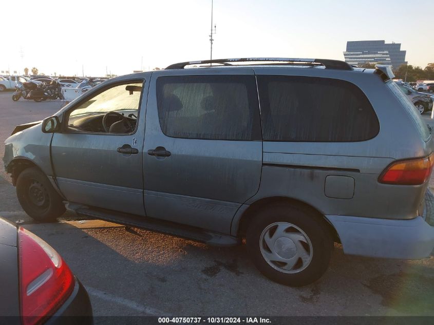 2000 Toyota Sienna Le VIN: 4T3ZF13C3YU288539 Lot: 40750737